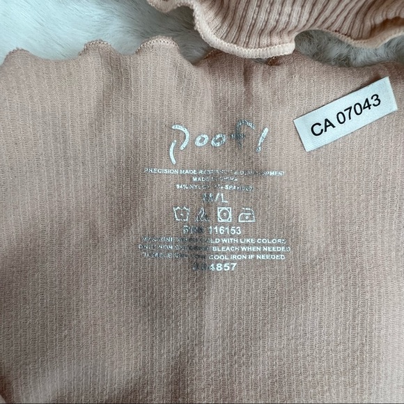 NEW Poof! Pink Rib Knit Crop Top Vintage Style Tank Top Size M/L - Picture 4 of 9